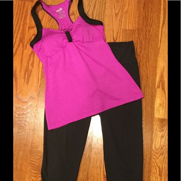 AVIA ATHLETIC Racer Back TOP SIZE S - Picture 2 of 5